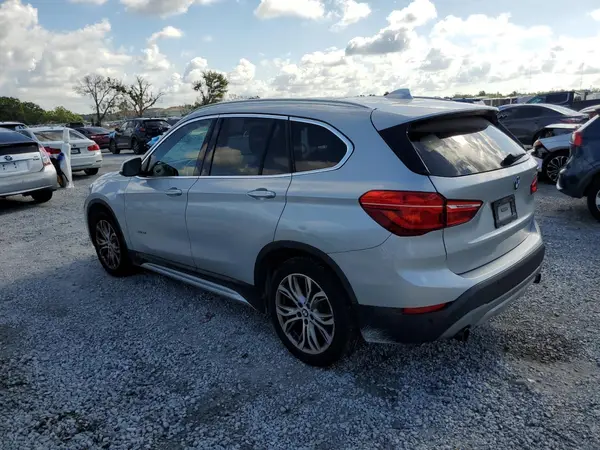 WBXHT3C33H5F83332 2017 BMW X1 - Image 2