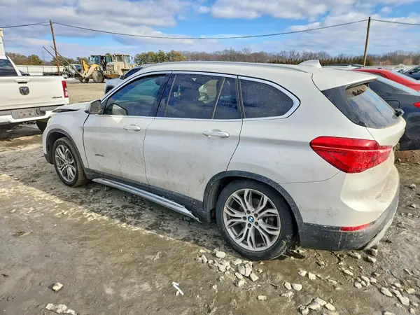 WBXHT3C33H5F83797 2017 BMW X1 - Image 2