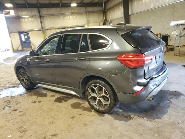 WBXHT3C33H5F84917 2017 BMW X1 - Image 2