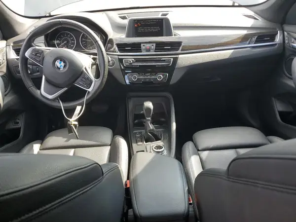 WBXHT3C33H5F85226 2017 BMW X1 - Image 8