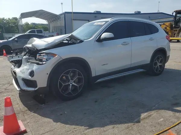 WBXHT3C33H5F86943 2017 BMW X1 - Image 1