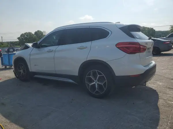 WBXHT3C33H5F86943 2017 BMW X1 - Image 2