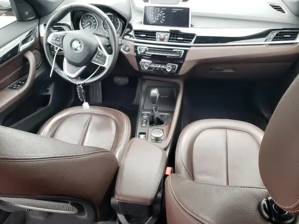 WBXHT3C33H5F87171 2017 BMW X1 - Image 8