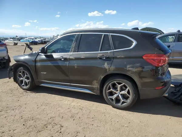 WBXHT3C33H5F87803 2017 BMW X1 - Image 2