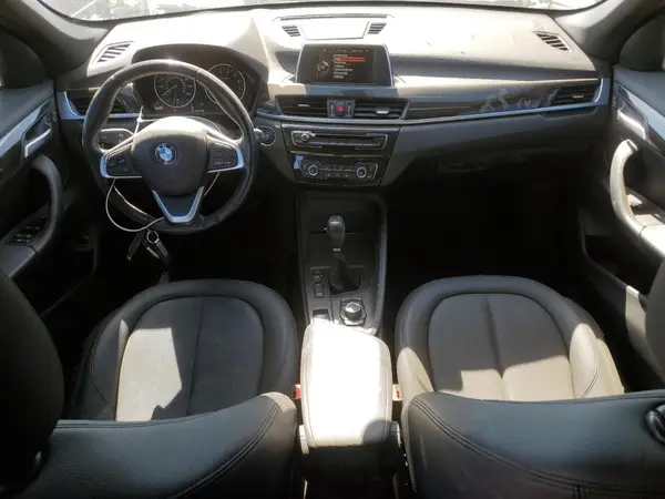 WBXHT3C33H5F87803 2017 BMW X1 - Image 8