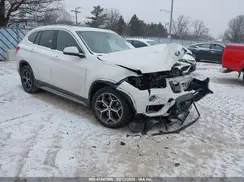 WBXHT3C33J3H29973 2018 BMW X1