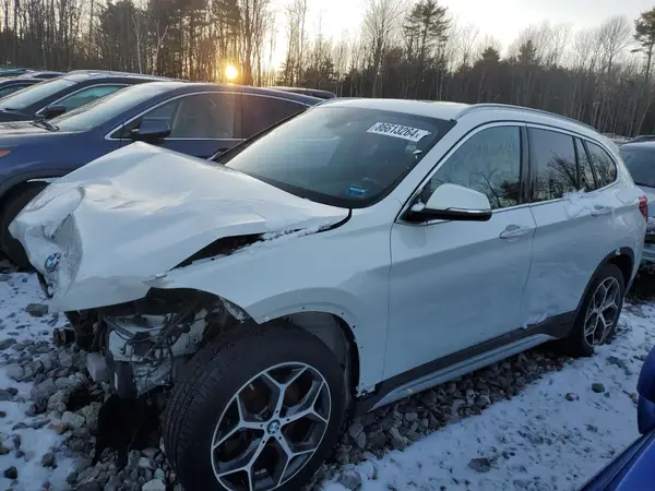 WBXHT3C33J3H30542 2018 BMW X1 - Image 1