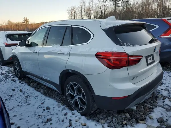 WBXHT3C33J3H30542 2018 BMW X1 - Image 2