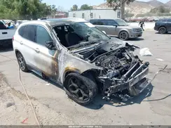 WBXHT3C33J3H32811 2018 BMW X1
