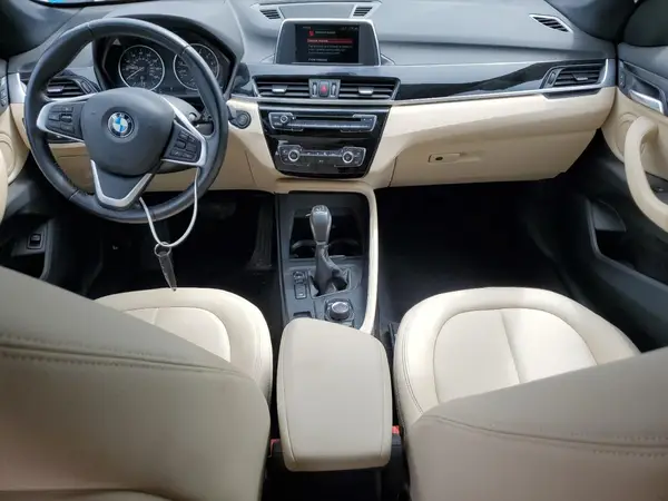 WBXHT3C33J5F89718 2018 BMW X1 - Image 8