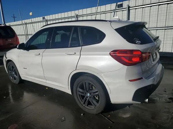 WBXHT3C33J5F89752 2018 BMW X1 - Image 2