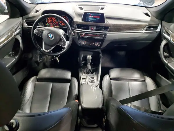 WBXHT3C33J5F89783 2018 BMW X1 - Image 8