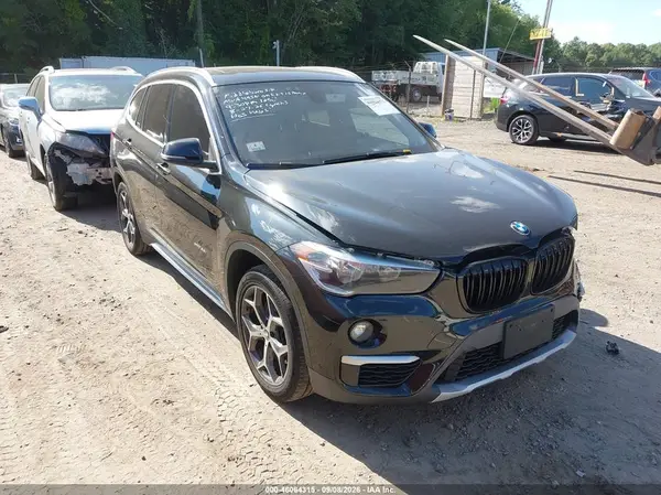 WBXHT3C33J5F89847 2018 BMW X1 - Image 1