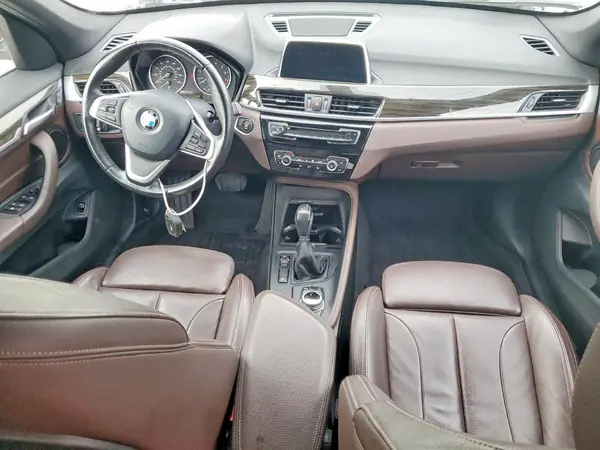 WBXHT3C33J5F91131 2018 BMW X1 - Image 8