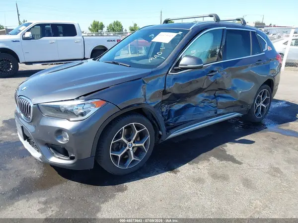 WBXHT3C33J5F91906 2018 BMW X1 - Image 2