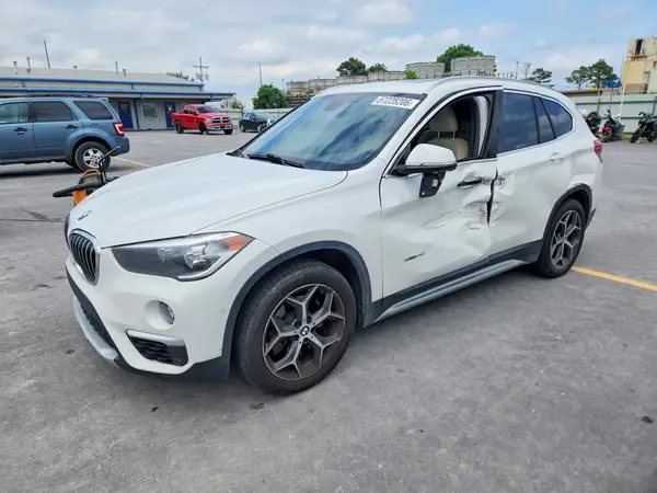 WBXHT3C33J5K21133 2018 BMW X1 - Image 1