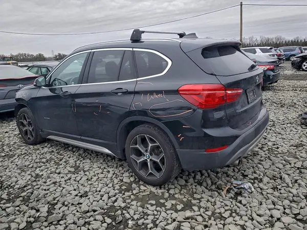 WBXHT3C33J5K21181 2018 BMW X1 - Image 2