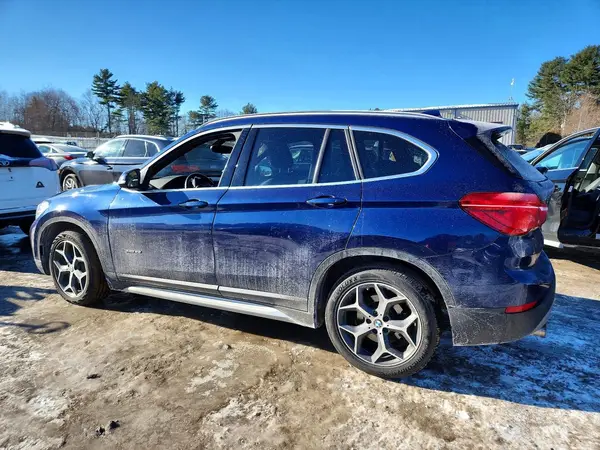 WBXHT3C33J5K23030 2018 BMW X1 - Image 2