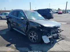WBXHT3C33J5K23738 2018 BMW X1