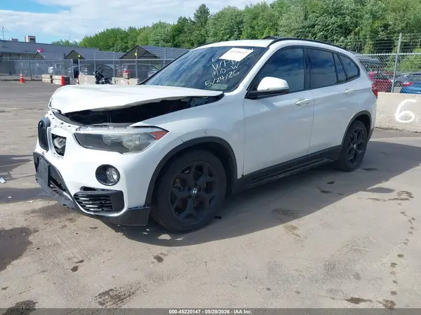 WBXHT3C33J5K25134 2018 BMW X1 - Image 2