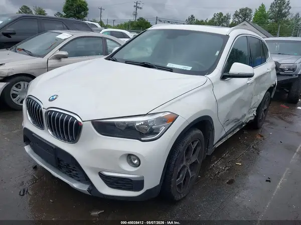 WBXHT3C33J5K25358 2018 BMW X1 - Image 2