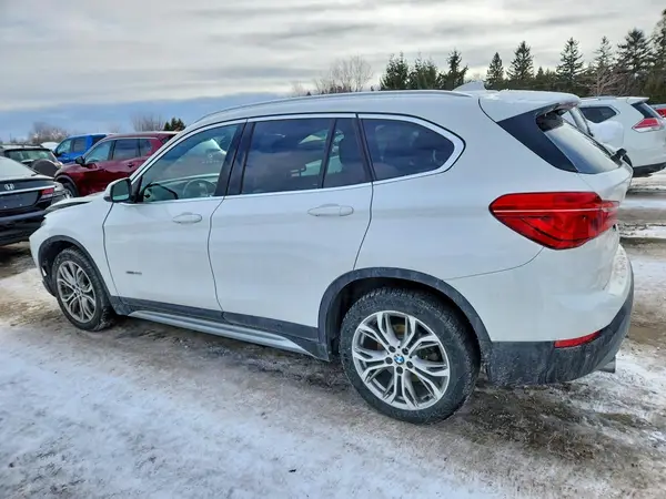 WBXHT3C33J5K25778 2018 BMW X1 - Image 2