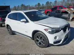WBXHT3C33J5K27594 2018 BMW X1