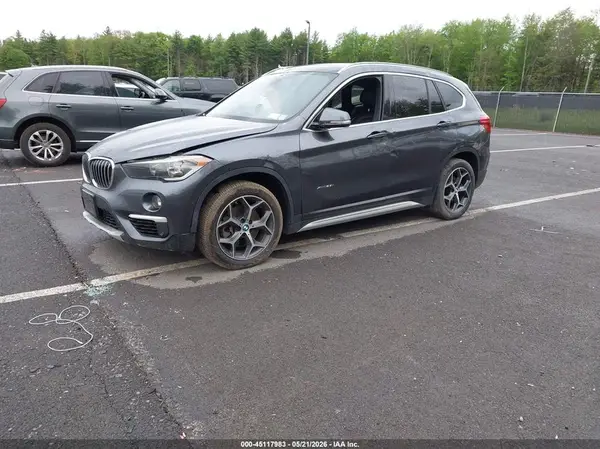WBXHT3C33J5K27627 2018 BMW X1 - Image 2