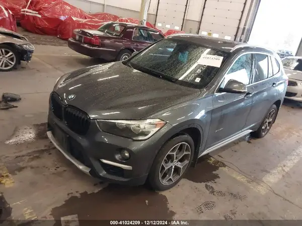 WBXHT3C33J5K32259 2018 BMW X1 - Image 2
