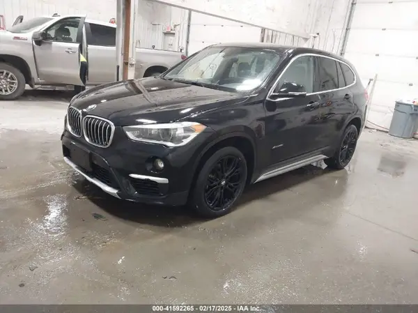 WBXHT3C33J5L25475 2018 BMW X1 - Image 2