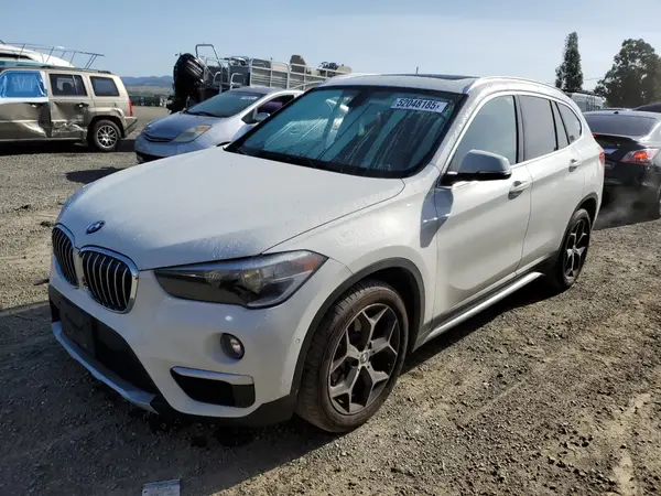 WBXHT3C33J5L29185 2018 BMW X1 - Image 1