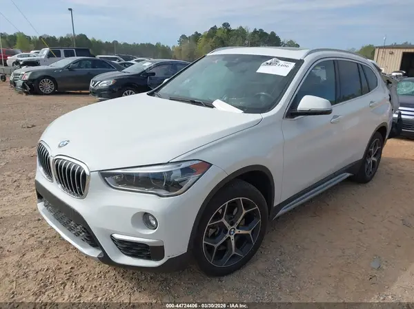 WBXHT3C33J5L32443 2018 BMW X1 - Image 2