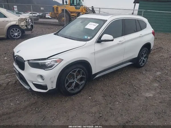 WBXHT3C33J5L34824 2018 BMW X1 - Image 2