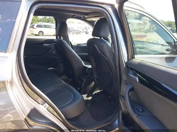 WBXHT3C34G5E48133 2016 BMW X1 - Image 8