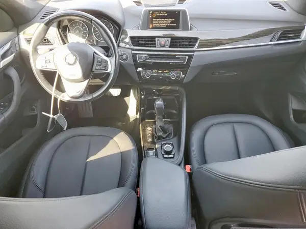 WBXHT3C34G5E54692 2016 BMW X1 - Image 8