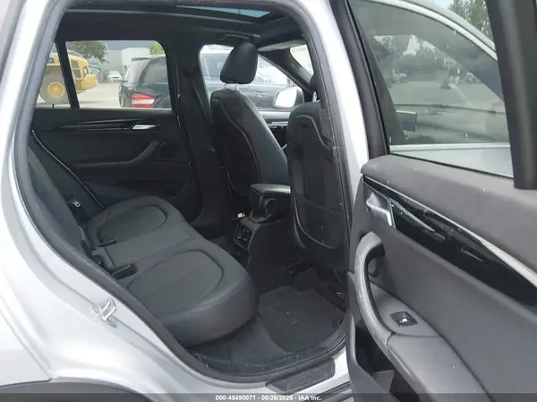 WBXHT3C34G5E55888 2016 BMW X1 - Image 8