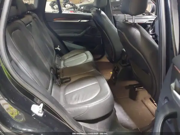 WBXHT3C34G5E55910 2016 BMW X1 - Image 8