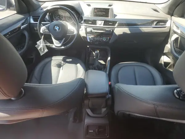 WBXHT3C34G5E56605 2016 BMW X1 - Image 8