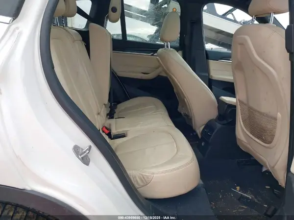 WBXHT3C34G5F63928 2016 BMW X1 - Image 8