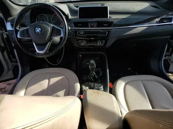 WBXHT3C34G5F64190 2016 BMW X1 - Image 8