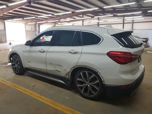 WBXHT3C34G5F64318 2016 BMW X1 - Image 2