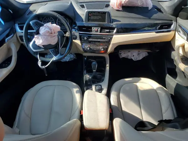 WBXHT3C34G5F64870 2016 BMW X1 - Image 8