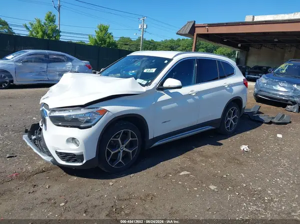 WBXHT3C34G5F64884 2016 BMW X1 - Image 2