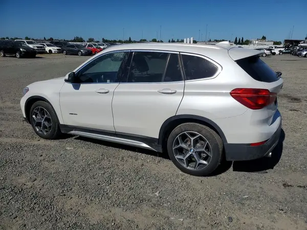 WBXHT3C34G5F65727 2016 BMW X1 - Image 2