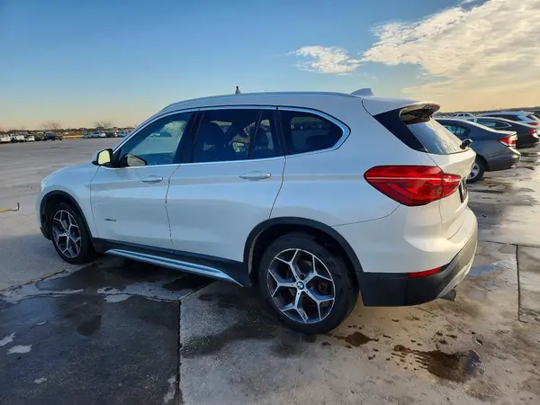 WBXHT3C34G5F65887 2016 BMW X1 - Image 2