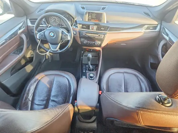 WBXHT3C34G5F65887 2016 BMW X1 - Image 8