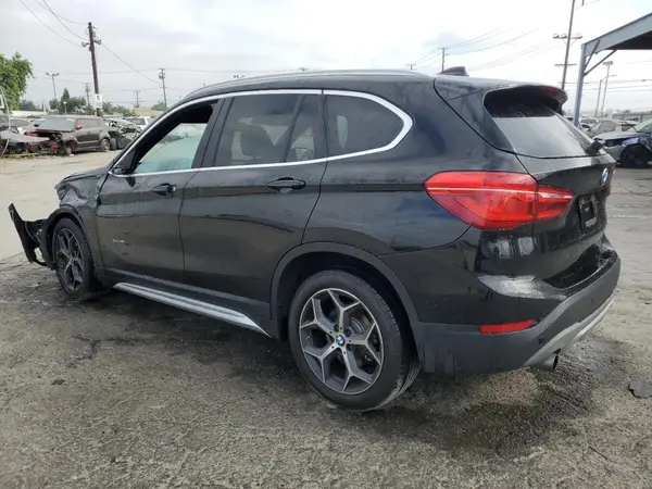 WBXHT3C34GP880092 2016 BMW X1 - Image 2