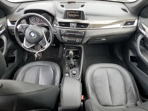 WBXHT3C34GP880092 2016 BMW X1 - Image 8