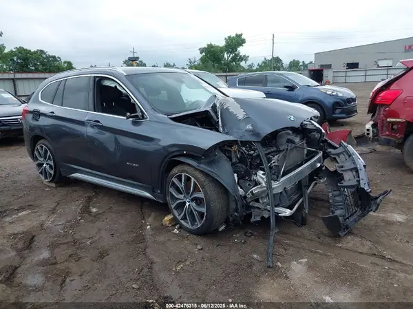 WBXHT3C34GP880240 2016 BMW X1 - Image 1