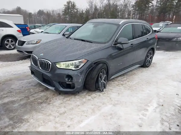 WBXHT3C34GP880738 2016 BMW X1 - Image 2